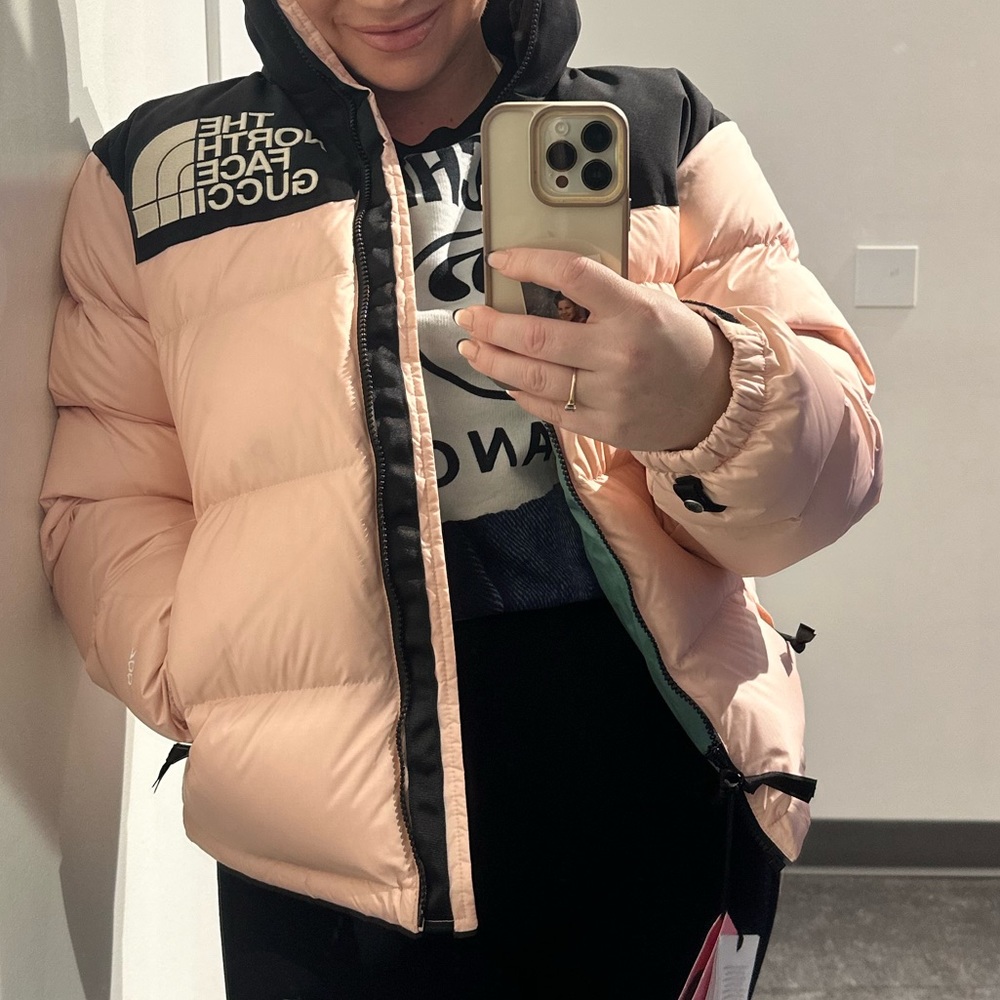 RARE. NEVER WORN. NEW WITH TAGS. GUCCI COLLAB WITH NORTHFACE PUFFER XS